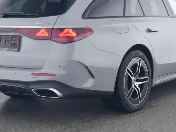 MERCEDES-BENZ E 300 de 4M T AMG Night Digital Supers…