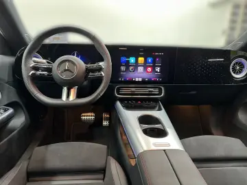 MERCEDES-BENZ CLA 350 4Matic AMG DISTR MULTI HANDS-FREE