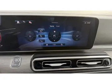 MERCEDES-BENZ V 300 AVA extralang AIRMATIC Burmester…