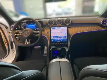 MERCEDES-BENZ C 300 de T-Modell AMG AHK PARK DISTR DIGITAL