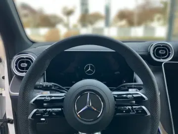 MERCEDES-BENZ GLC 220 d 4M AMG WideScreen Burmester …