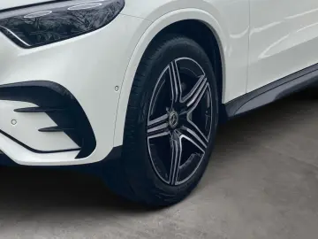 MERCEDES-BENZ GLC 300 d 4Matic AMG AHK BURMESTER PANO 360