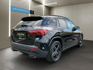MERCEDES-BENZ GLA 220 4Matic AMG NIGHT AHK  360  BUR…