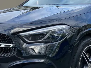 MERCEDES-BENZ GLA 220 4Matic AMG NIGHT AHK  360  BUR…
