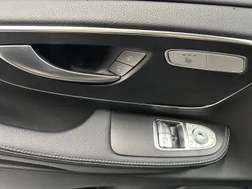 MERCEDES-BENZ EQV 300 AVANTGARDE Lang 360  Pano ILS LED EDW