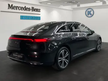 MERCEDES-BENZ EQE 500 4MATIC LEDER AIRMATIC HEADUP PANO 360