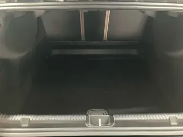 MERCEDES-BENZ EQE 500 4MATIC LEDER AIRMATIC HEADUP PANO 360