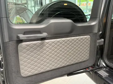 MERCEDES-BENZ G 63 AMG MY2025 MAGNO SUPERIOR 22  NIGHTII