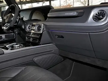 MERCEDES-BENZ G 63 AMG 4x4² TOTWINKEL HIFI 360  MBUX LED 22