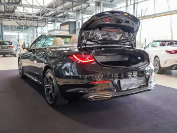 MERCEDES-BENZ CLE 220 d Cabrio macchiato rotes Verdeck Mem