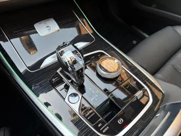 ALPINA XB7 ExeDrivePro Massage SoftCl AHK Pano StHz B&W