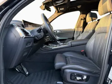 ALPINA XB7 ExeDrivePro Massage SoftCl AHK Pano StHz B&W