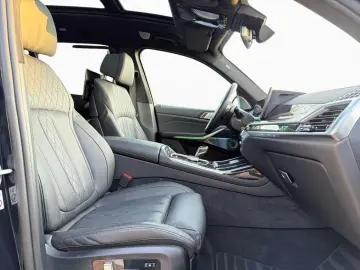 ALPINA XB7 ExeDrivePro Massage SoftCl AHK Pano StHz B&W