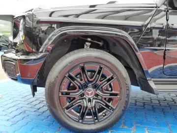 MERCEDES-BENZ G 450d AMG  Schiebedach Burmester3d