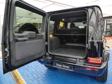 MERCEDES-BENZ G 450d AMG  Schiebedach Burmester3d