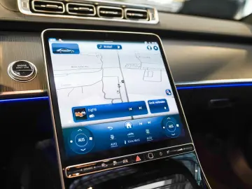 MERCEDES-BENZ S580e 4M AMG Line AR-Head-up Hinterachslenkung