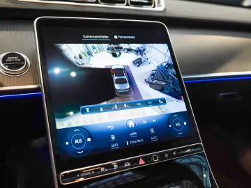 MERCEDES-BENZ S580e 4M AMG Line AR-Head-up Hinterachslenkung