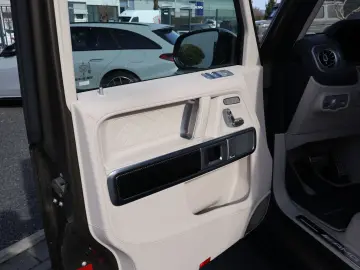 MERCEDES-BENZ G 63 AMG MANUFAKTUR Superior-A22-NightP