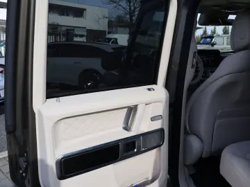 MERCEDES-BENZ G 63 AMG MANUFAKTUR Superior-A22-NightP
