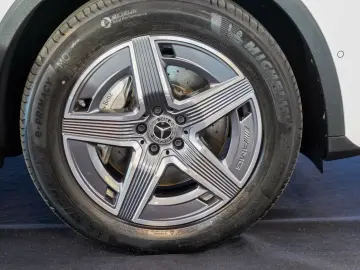 MERCEDES-BENZ GLC 220d 4M AMG Pano Standheizung Burmeste