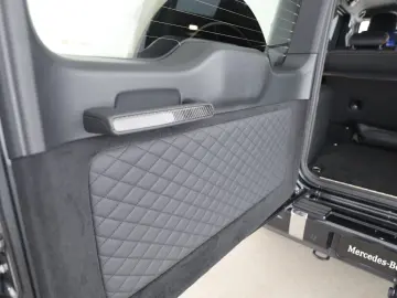MERCEDES-BENZ G 450 d AMG SUPERIOR MANUFAKTUR TV Massage AHK