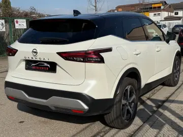 NISSAN Qashqai 1.3DIG-T MHEV Xtronic Premiere Edition