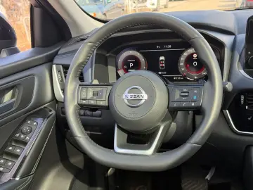 NISSAN Qashqai 1.3DIG-T MHEV Xtronic Premiere Edition