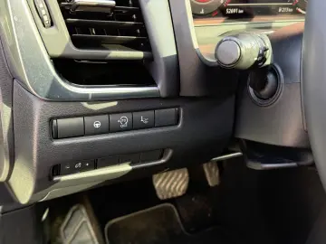 NISSAN Qashqai 1.3DIG-T MHEV Xtronic Premiere Edition