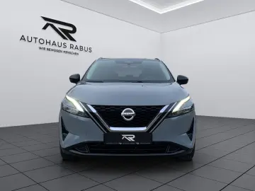 NISSAN Qashqai 1.3 DIG-T Premiere Edition Pano 360