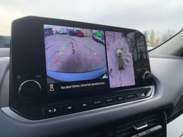 NISSAN Qashqai 1.3 DIG-T Premiere Edition Pano 360