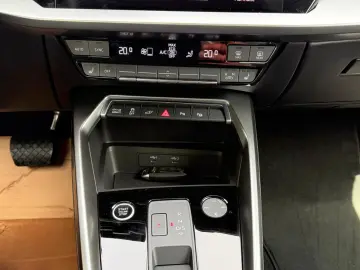 Audi A3 40 TFSIE Fab.- 09.2022 1.4 Plug-In Hybrid 204 Cp