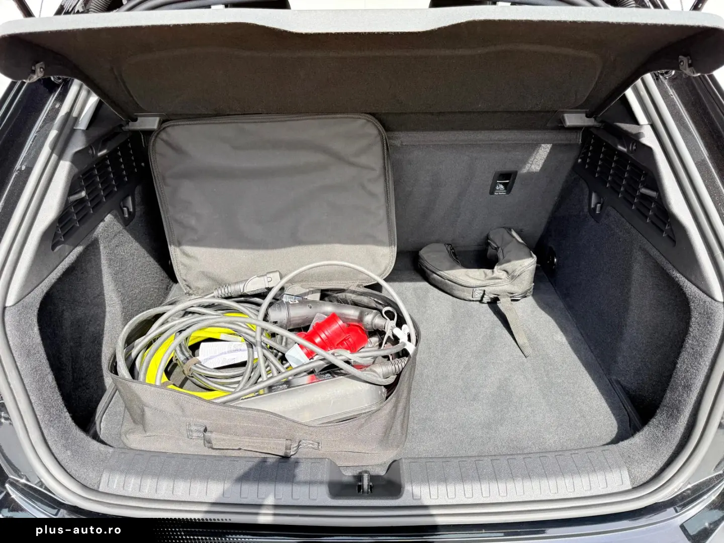 Audi A3 40 TFSIE Fab.- 09.2022 1.4 Plug-In Hybrid 204 Cp