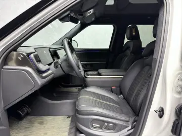 ANDERE Rivian R1T Quad-Motor AWD  Adventure Edition