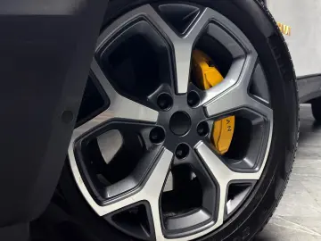 ANDERE Rivian R1T Quad-Motor AWD  Adventure Edition