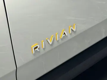 ANDERE Rivian R1T Quad-Motor AWD  Adventure Edition