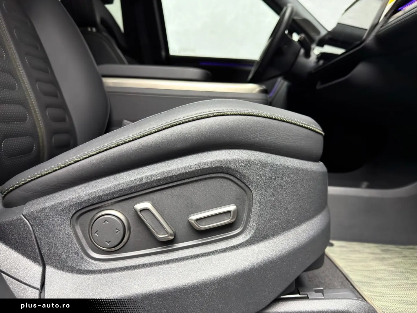 ANDERE Rivian R1T Quad-Motor AWD  Adventure Edition