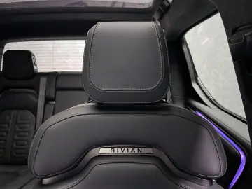 ANDERE Rivian R1T Quad-Motor AWD  Adventure Edition