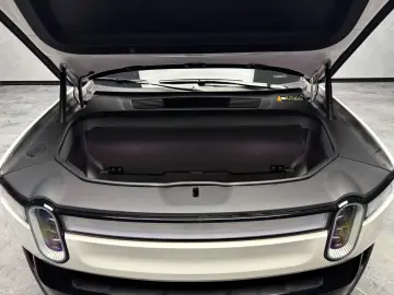 ANDERE Rivian R1T Quad-Motor AWD  Adventure Edition