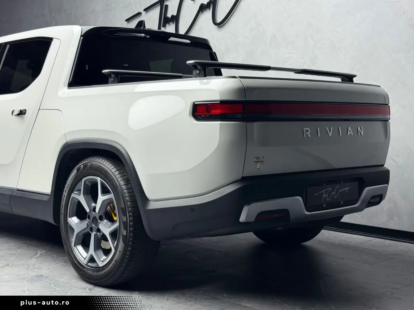ANDERE Rivian R1T Quad-Motor AWD  Adventure Edition