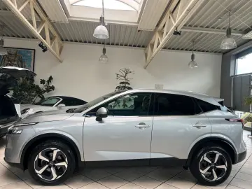NISSAN Qashqai N-Connecta MHEV 360  PANO DAB