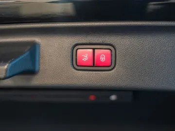 MERCEDES-BENZ S 500 4M AMG lang Exklusiv AR HeadUp Pano