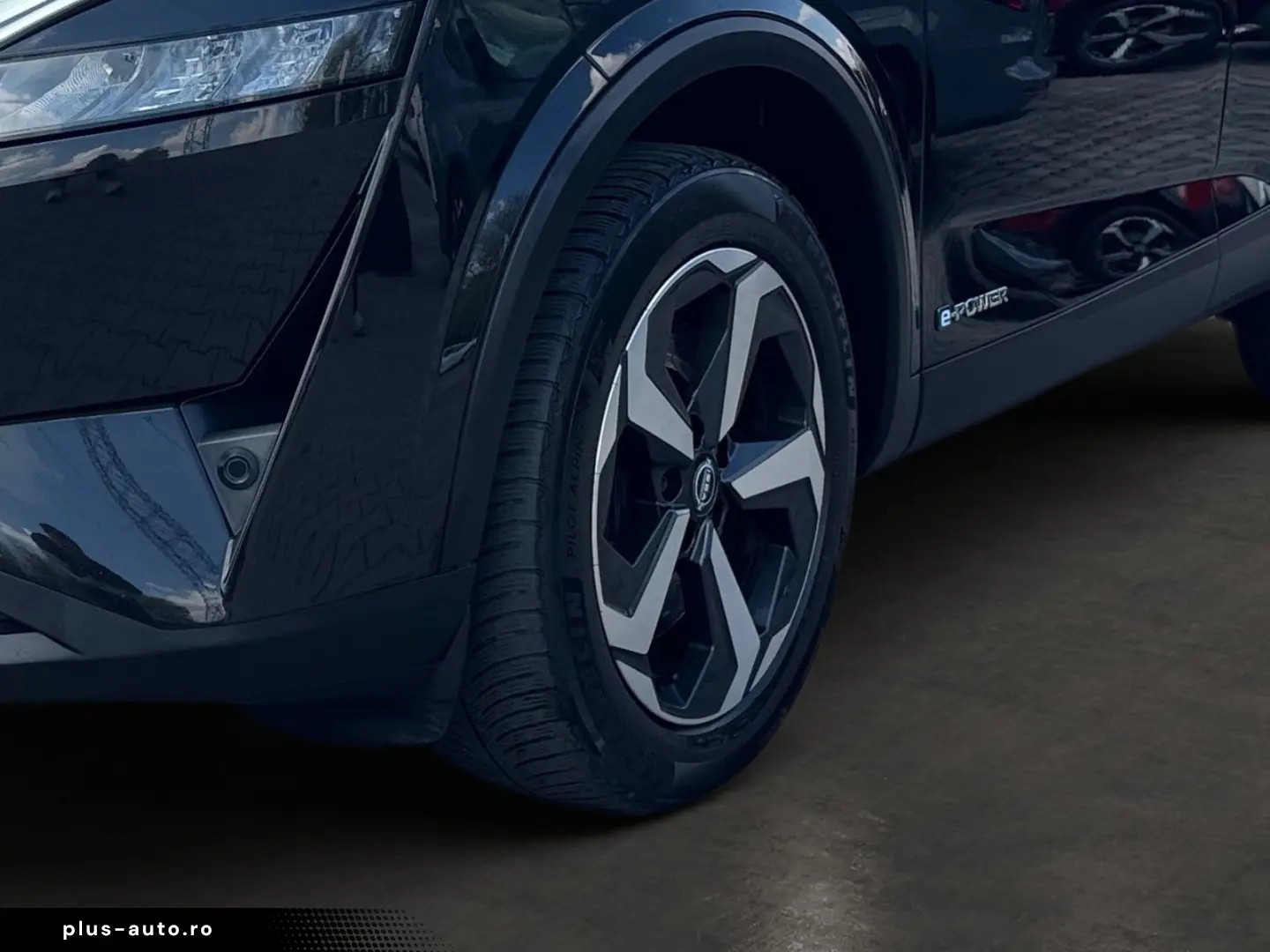 NISSAN Qashqai 1.5VC-T e-POWER N-Connecta PANO HUD