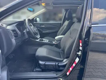 NISSAN Qashqai 1.5VC-T e-POWER N-Connecta PANO HUD