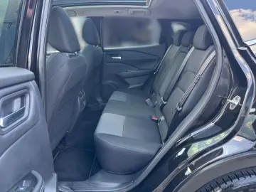 NISSAN Qashqai 1.5VC-T e-POWER N-Connecta PANO HUD