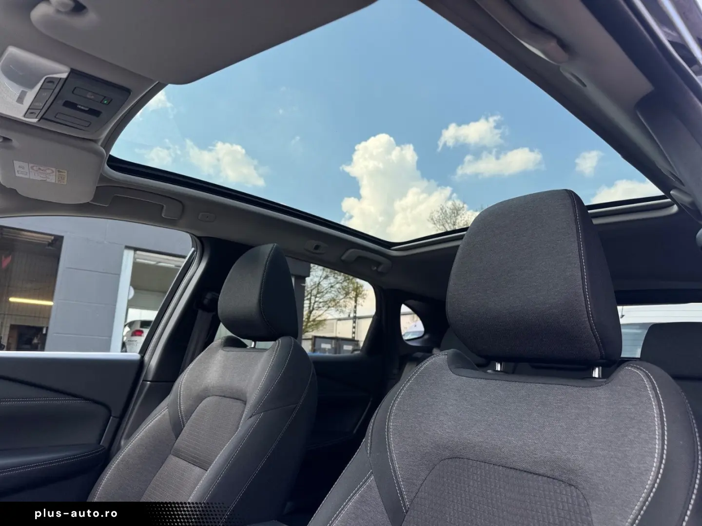 NISSAN Qashqai 1.5VC-T e-POWER N-Connecta PANO HUD