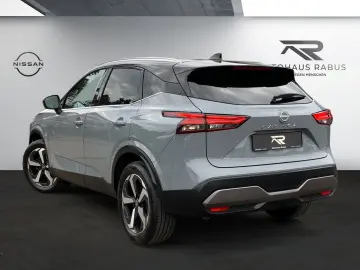 NISSAN Qashqai 1.3 DIG-T 4x4 N-Connecta AT Pano 360  SH