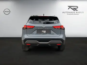 NISSAN Qashqai 1.3 DIG-T 4x4 N-Connecta AT Pano 360  SH