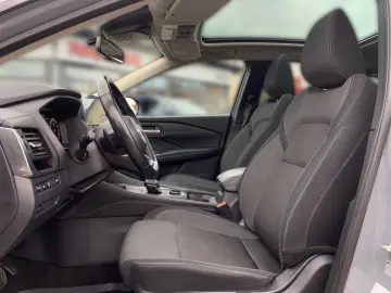 NISSAN Qashqai 1.3 DIG-T 4x4 N-Connecta AT Pano 360  SH