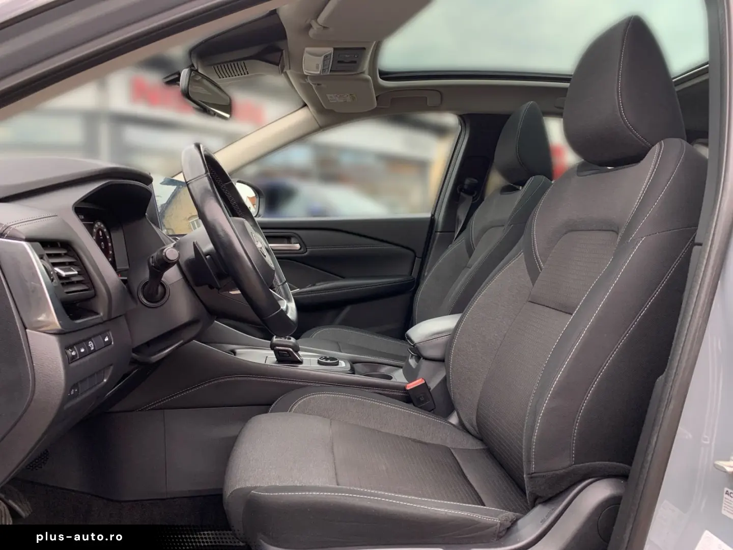 NISSAN Qashqai 1.3 DIG-T 4x4 N-Connecta AT Pano 360  SH