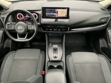 NISSAN Qashqai 1.3 DIG-T 4x4 N-Connecta AT Pano 360  SH